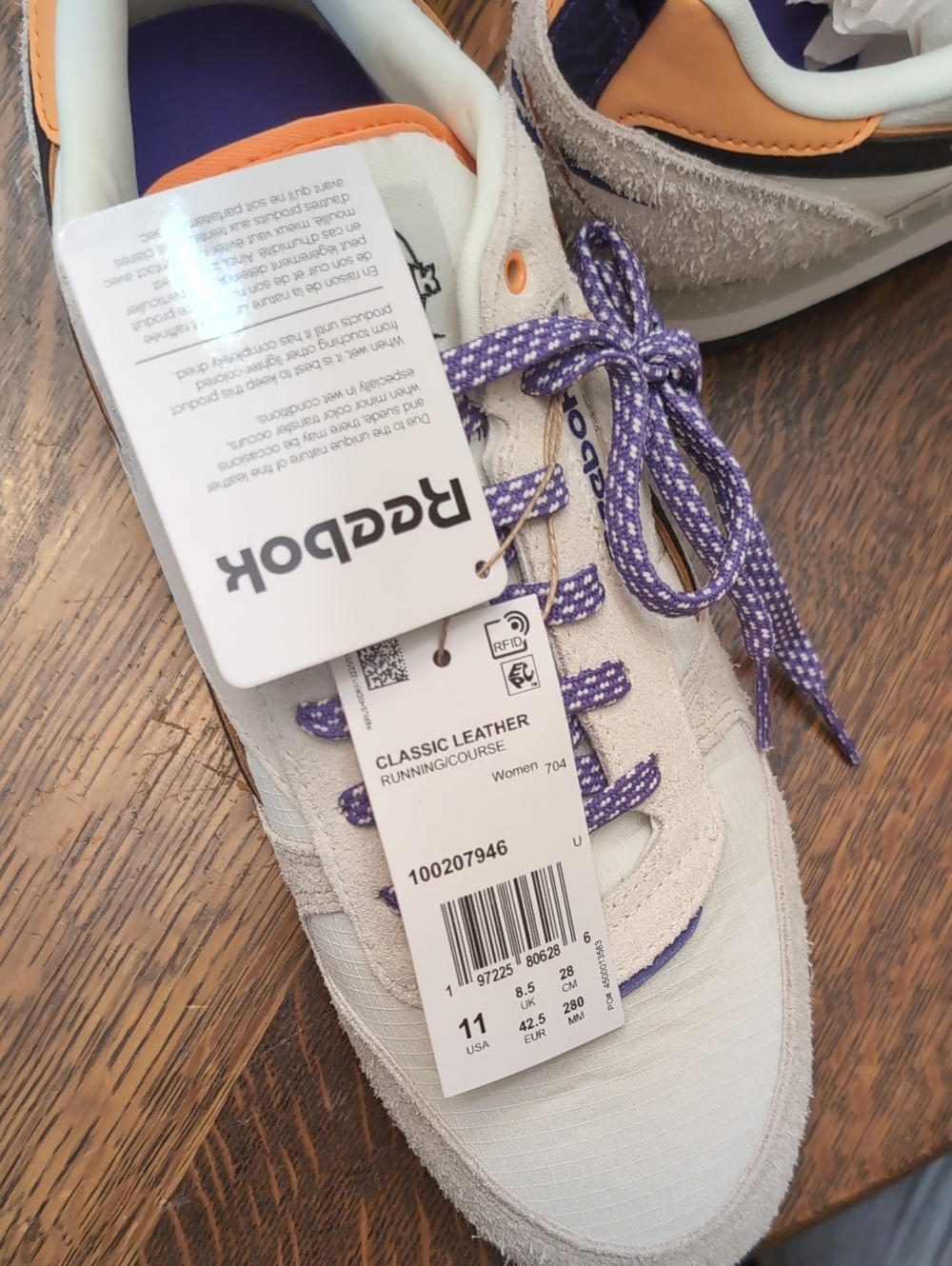 Classic Leather Reeboks - Picture 7 of 9